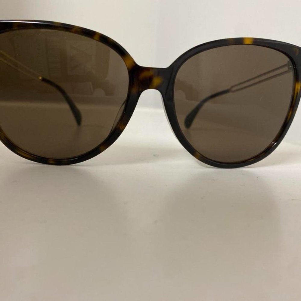 Givenchy Cat Shape Sunglasses - Picture 2 of 4